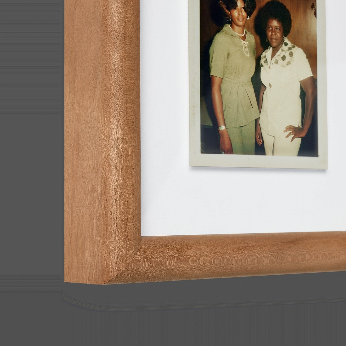 Barrington European Paper Holder